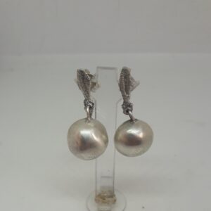 Earring with ball