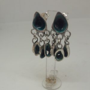 Clasic earrings with bleu enamel